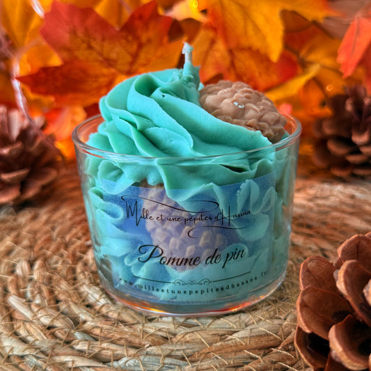 Bougie Pomme de pin